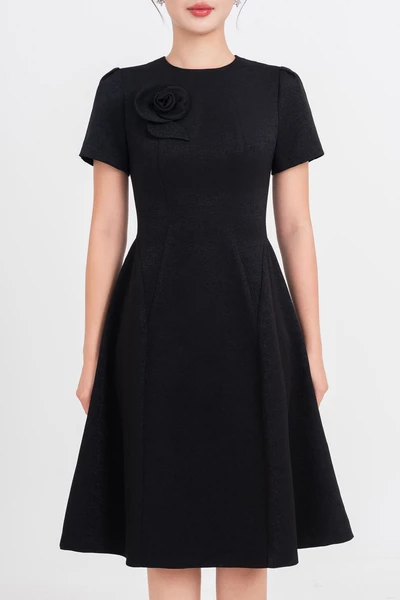 Flower Accent Dress - Đầm xòe Oganza