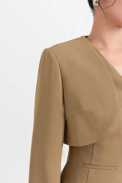 Áo khoác Urban Chic Ensemble