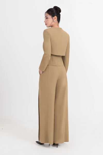 Áo khoác Urban Chic Ensemble