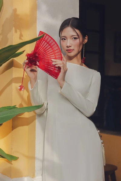 Áo dài Bạch Nguyệt
