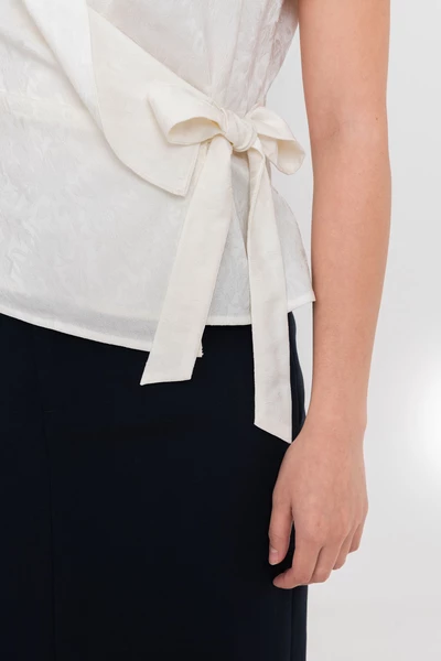 Áo sơ mi cách điệu Wrap