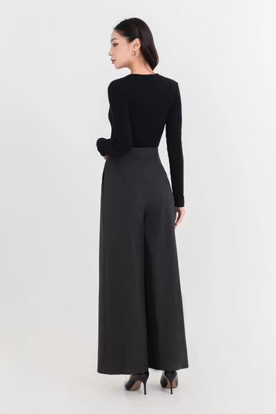 Áo thun dài tay Basic Chic