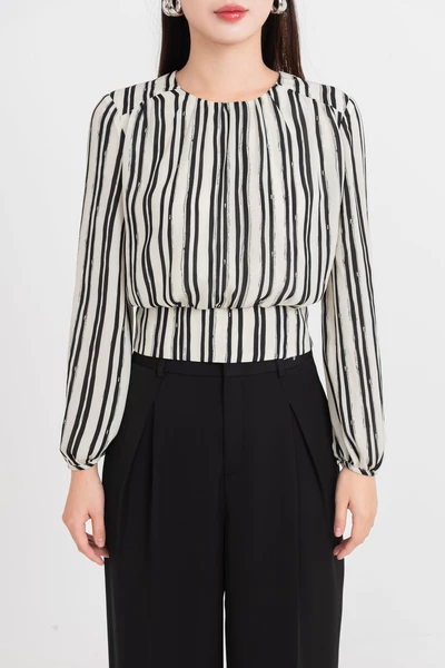 Áo blouse kẻ họa tiết