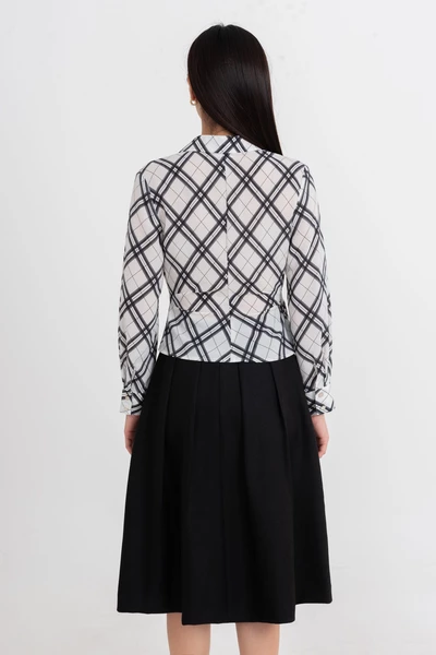 Áo sơ mi caro cổ vest Grace