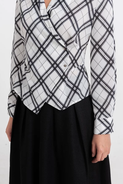 Áo sơ mi caro cổ vest Grace