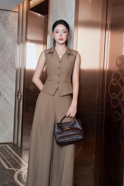 Áo Gile Tuytsi Cổ kiểu