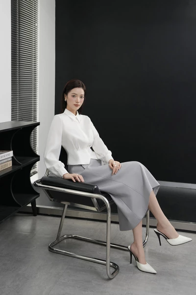 Áo sơ mi Tuytsi dáng ngắn