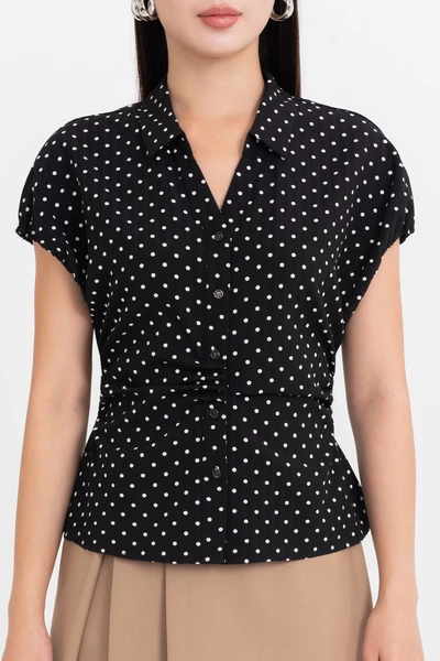 Áo sơ mi chấm bi cổ đức