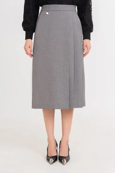 Chân váy Tuytsi kẻ