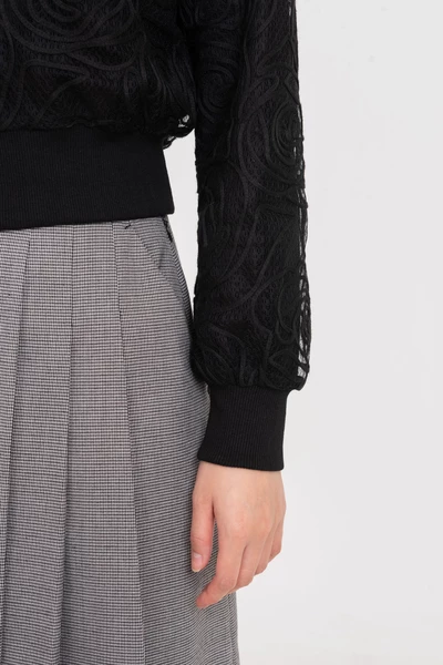 Áo khoác ren dệt kim