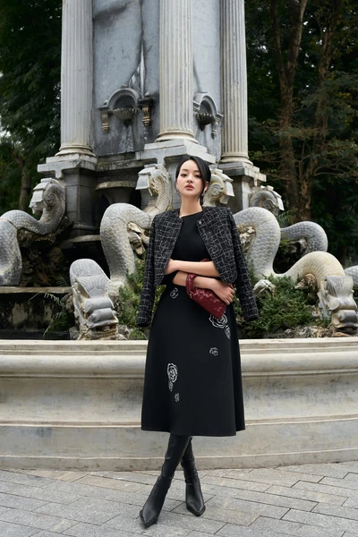 Áo khoác Tweed ngắn họa tiết