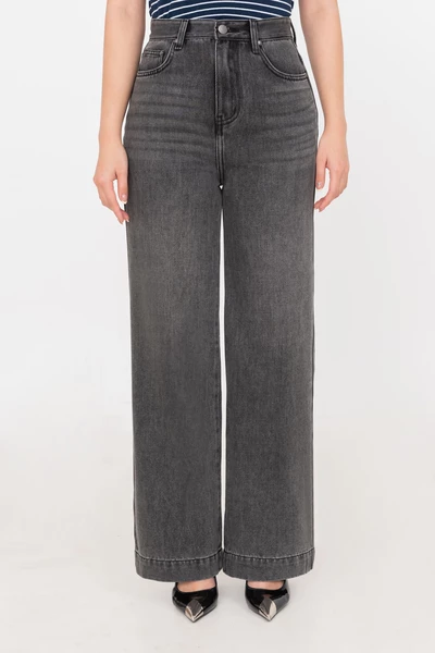 Quần Jeans ống suông xám bạc