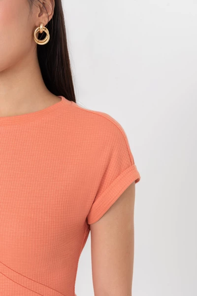 Áo thun Coral Petals