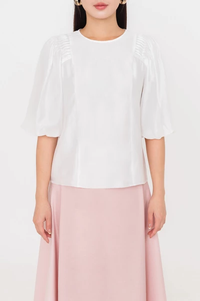 Elegant Silk Blouse - Áo sơ mi tay lỡ