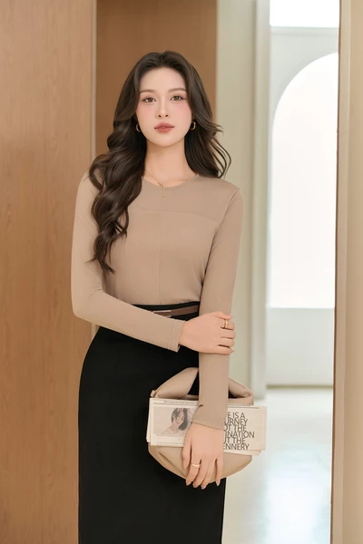 Áo thun Ruby Essence