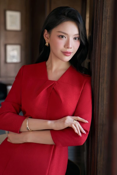 Đầm ôm Scarlet Elegance