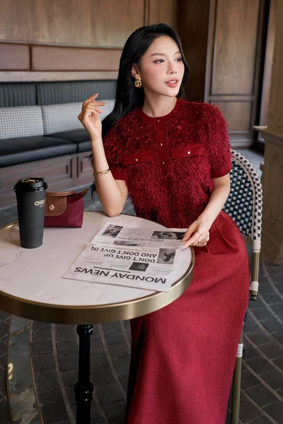 Áo len Ruby dệt sợi tua