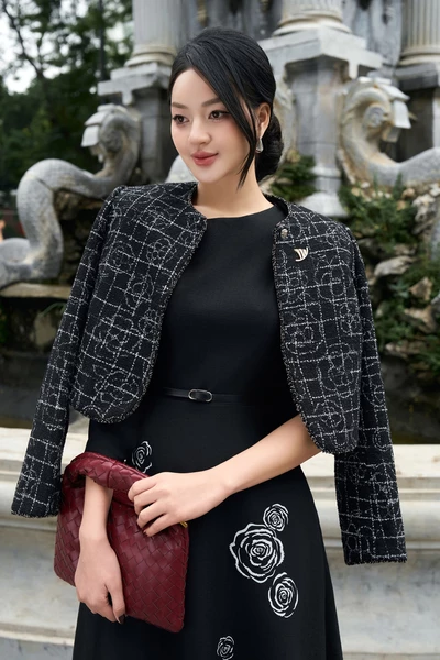 Áo khoác Tweed ngắn họa tiết