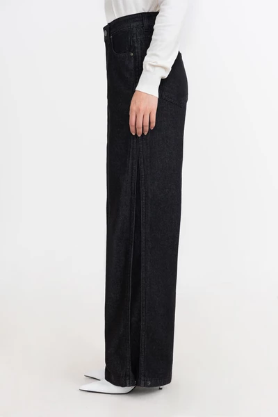 Quần Jeans ống suông Ladie