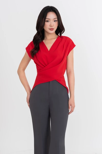 Áo kiểu ôm cổ V cách điệu