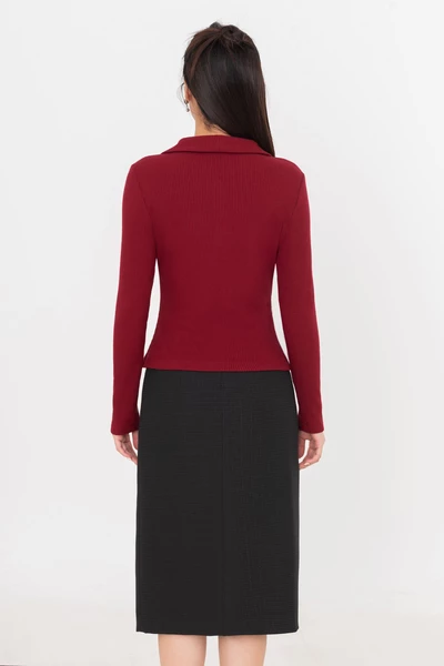 Áo thun gân cổ kiểu