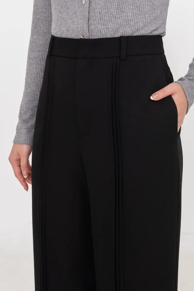 Quần âu ống suông Classic