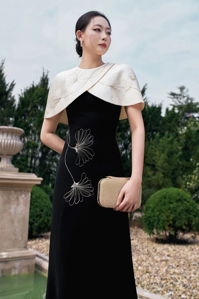 Blanche Cape Dress - Đầm dạ hội phối Cape thêu hoa