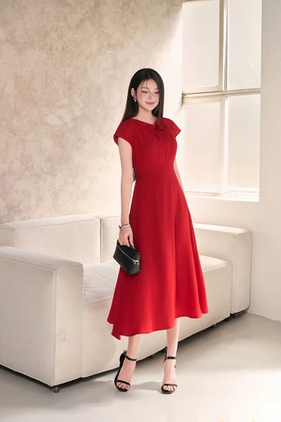 Đầm xòe đỏ Camellia