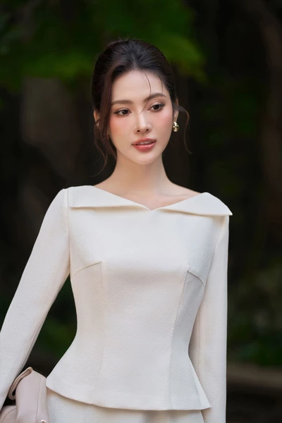 Đầm xòe Clara Essence