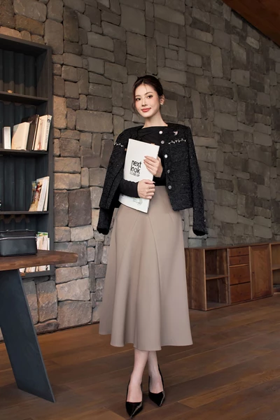 Chân váy midi xếp ly xòe