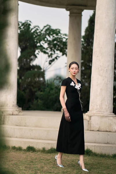 Noir Éternelle Dress - Đầm dạ hội hoa lụa