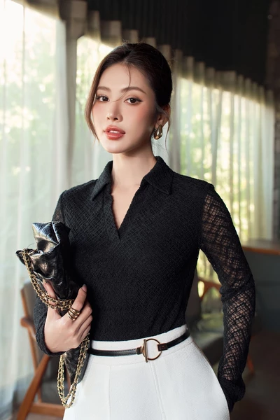 Áo thun ren Elise Grace