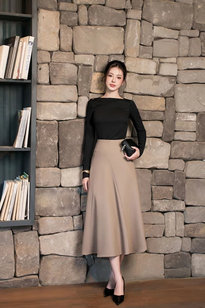 Chân váy midi xếp ly xòe