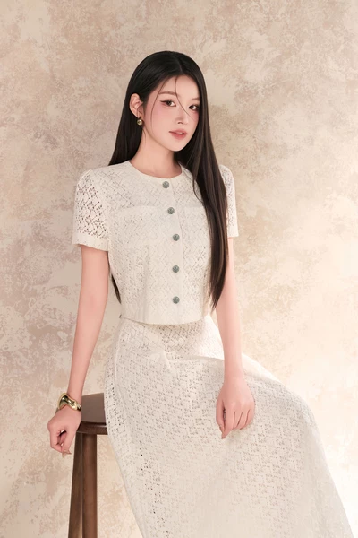 Áo sơ mi ren Croptop Ladychic