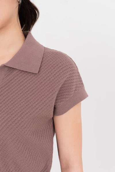 Áo len sợi đan chéo