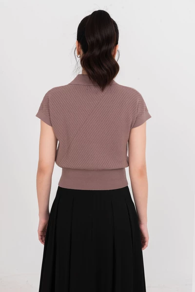 Áo len sợi đan chéo