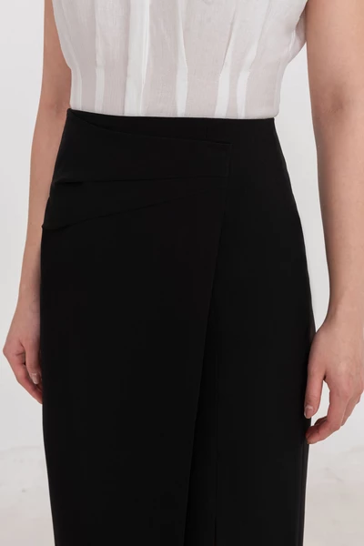 Chân váy bút chì Wrap