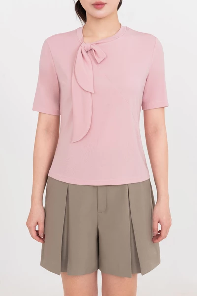 Áo thun cổ nơ cách điệu