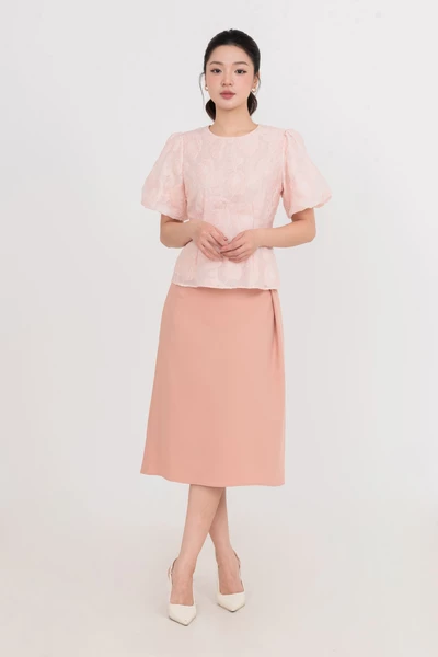 Áo kiểu Blooming Touch