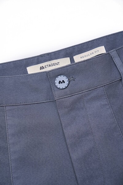 Quần shorts Khaki
