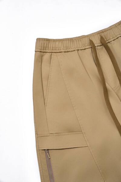Quần shorts Easy Khaki