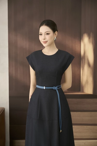 Đầm xòe Denim tay hến