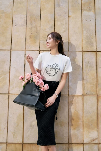 Bloom Softly Tee - Áo thun cotton