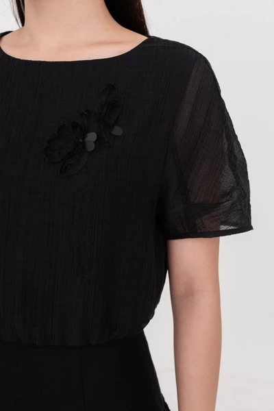 Áo kiểu Bloom Harmony