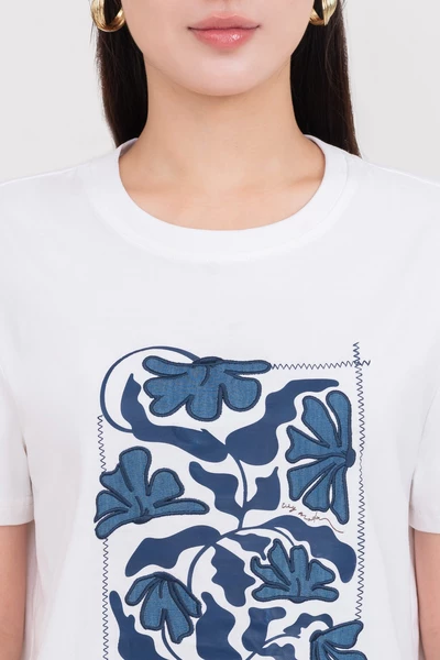 Áo thun in họa tiết Floral