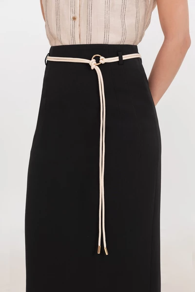 Chân váy bút chì Black Ease