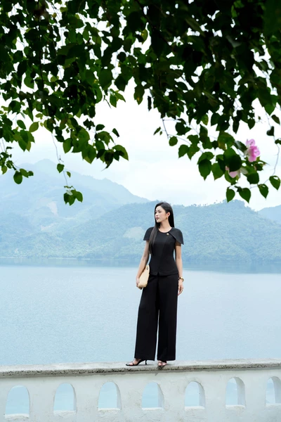 Quần suông Noir Wide