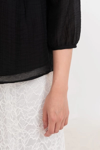 Áo sơ mi Chiffon sheer