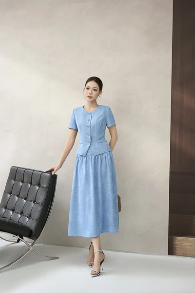 Chân váy lụa Airy Light