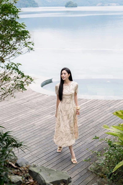 Đầm xòe Mocha Whisper